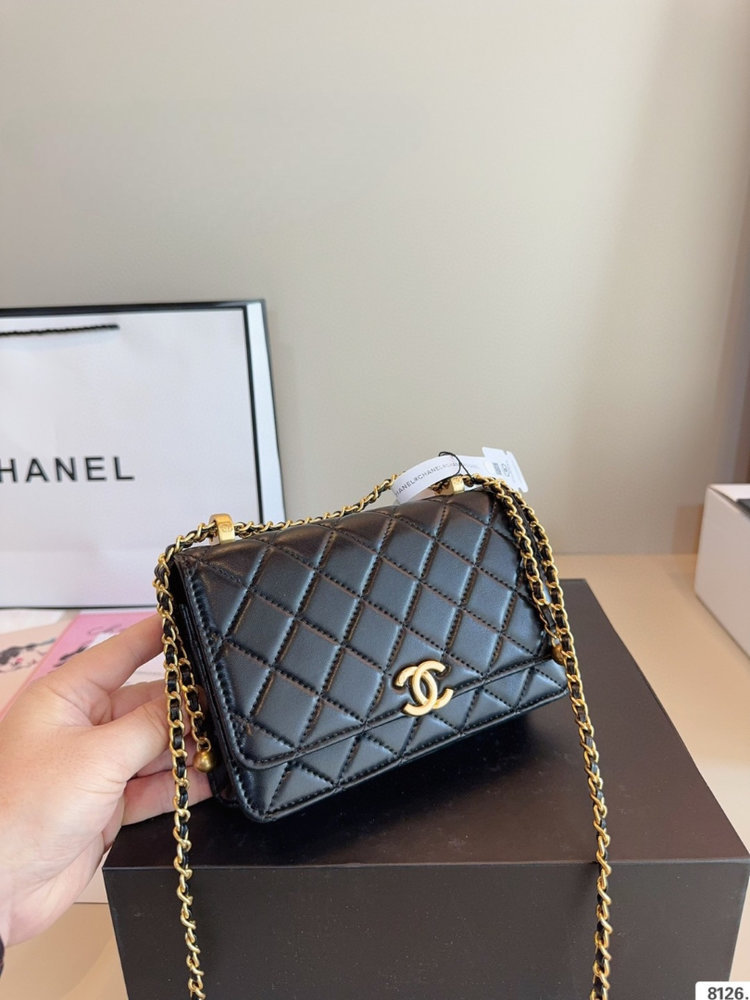 Fashion CN 23S Double Gold Ball Wallet On Chain 910313 Fashion CN 23S Double Gold Ball Wallet On Chain 910313