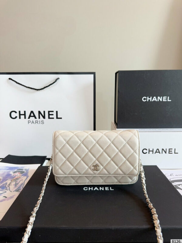 Fashion CN Caviar Quilted Wallet On Chain 910318