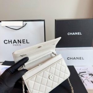 Fashion CN Caviar Quilted Wallet On Chain 910318 6 cmp i1757062970481 4623 0 7 result