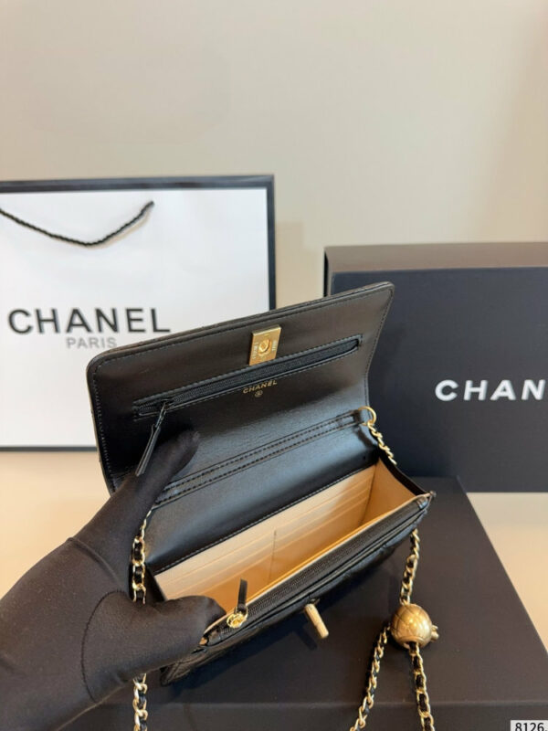 Fashion CN Lambskin Wallet On Chain 910319 Fashion CN Lambskin Wallet On Chain 910319