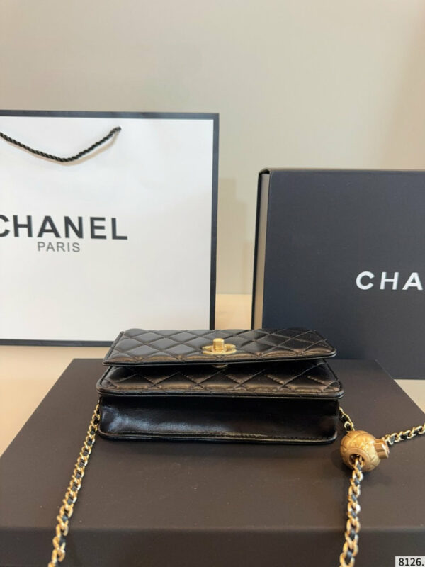 Fashion CN Lambskin Wallet On Chain 910319 Fashion CN Lambskin Wallet On Chain 910319