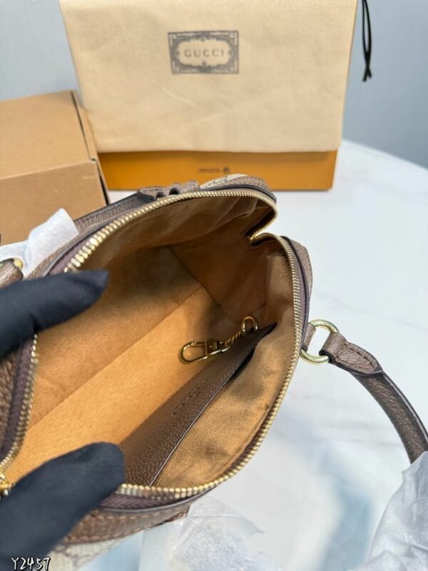 Fashion CN 25A Vertical Suede Tote Bag 910323
