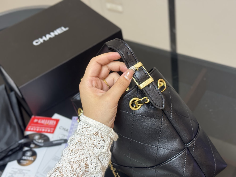 Fashion CN 25A Vertical Suede Tote Bag 910323 Fashion CN 25A Vertical Suede Tote Bag 910323