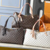 Chic Charm LV Handbag M40022