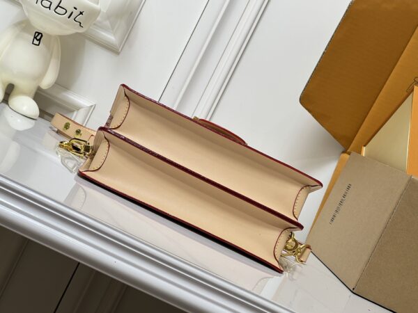 Chic Charm LV Handbag M43599-M44391-M44580 Chic Charm LV Handbag M43599-M44391-M44580
