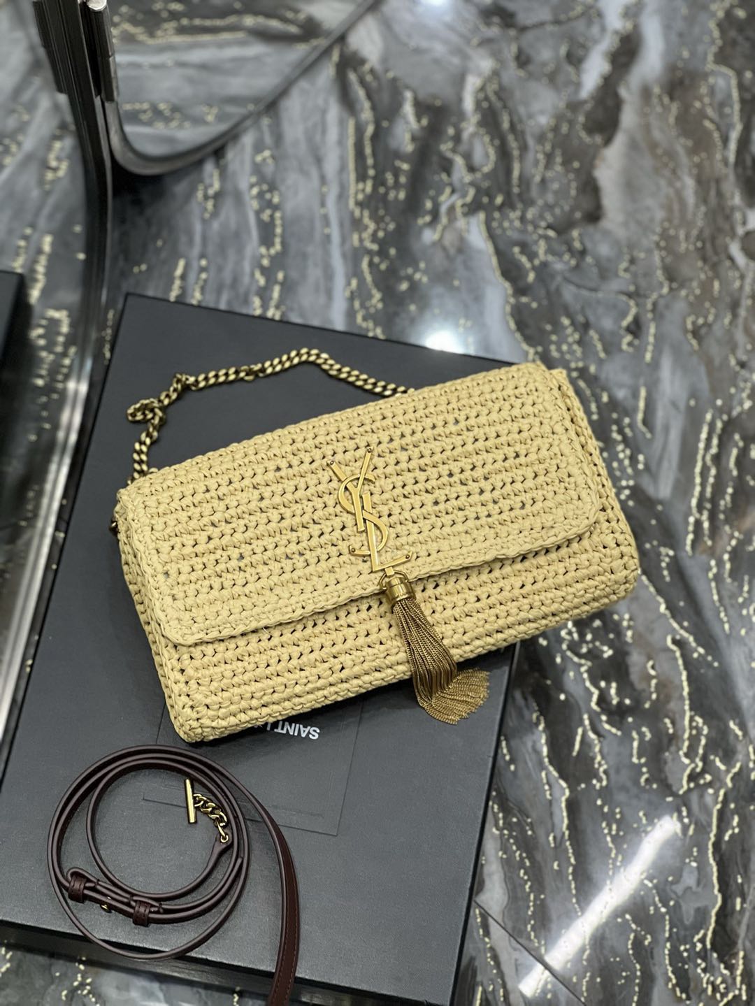 YSL Saint Laurent Kate 99 Raffia Shoulder Bag 0000 YSL Saint Laurent Kate 99 Raffia Shoulder Bag 0000