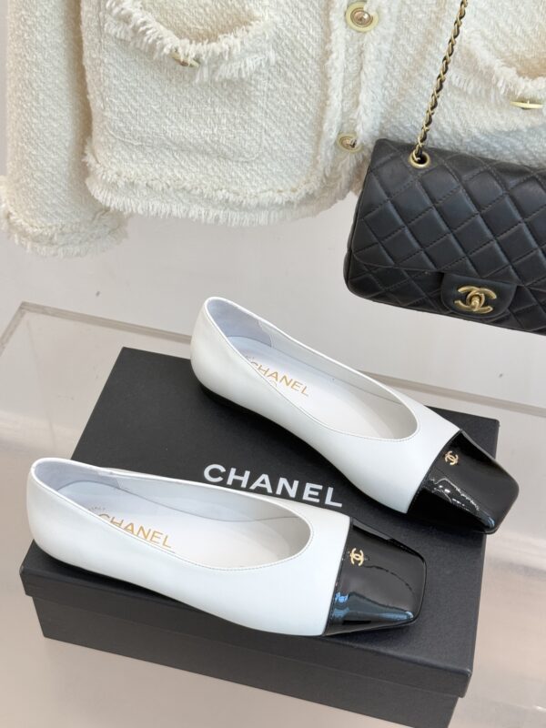 New Collection Fashion Shoes C3310