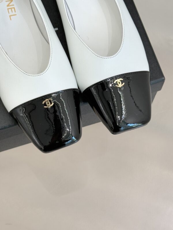 New Collection Fashion Shoes C3310