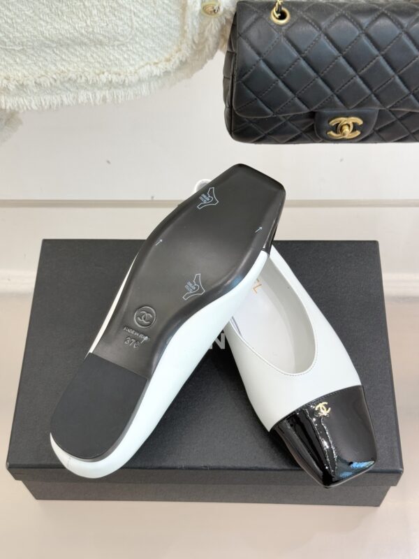 New Collection Fashion Shoes C3310