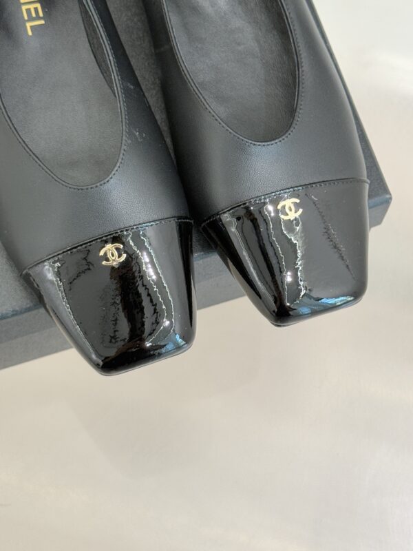 New Collection Fashion Shoes C3310