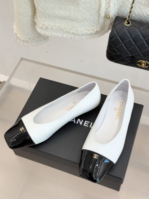 New Collection Fashion Shoes C3310