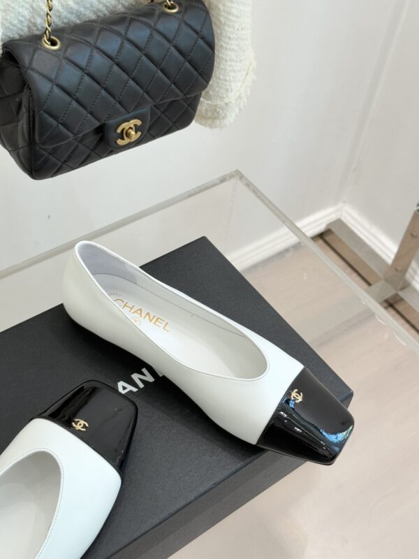 New Collection Fashion Shoes C3310