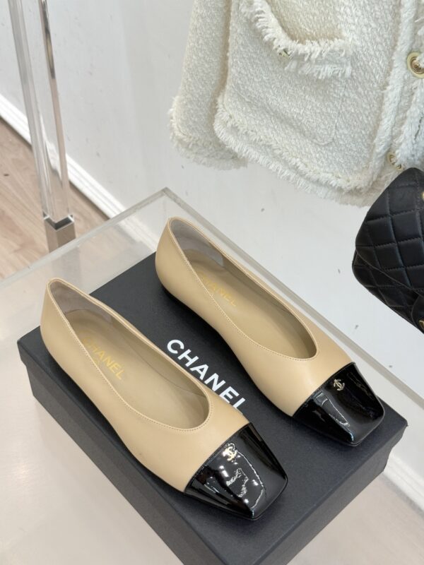 New Collection Fashion Shoes C3310