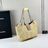 Chic Charm CN Handbag 6615