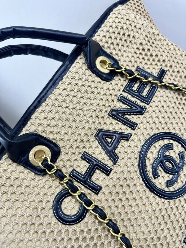 Chic Charm CN Handbag 6613