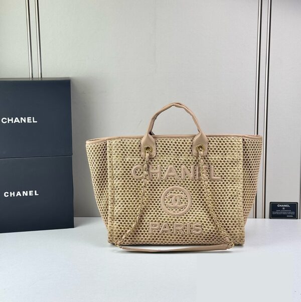 Chic Charm CN Handbag 6613