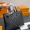 Stylish Fashion Carry LV Handbag LV264208 Stylish Fashion Carry LV Handbag LV264208