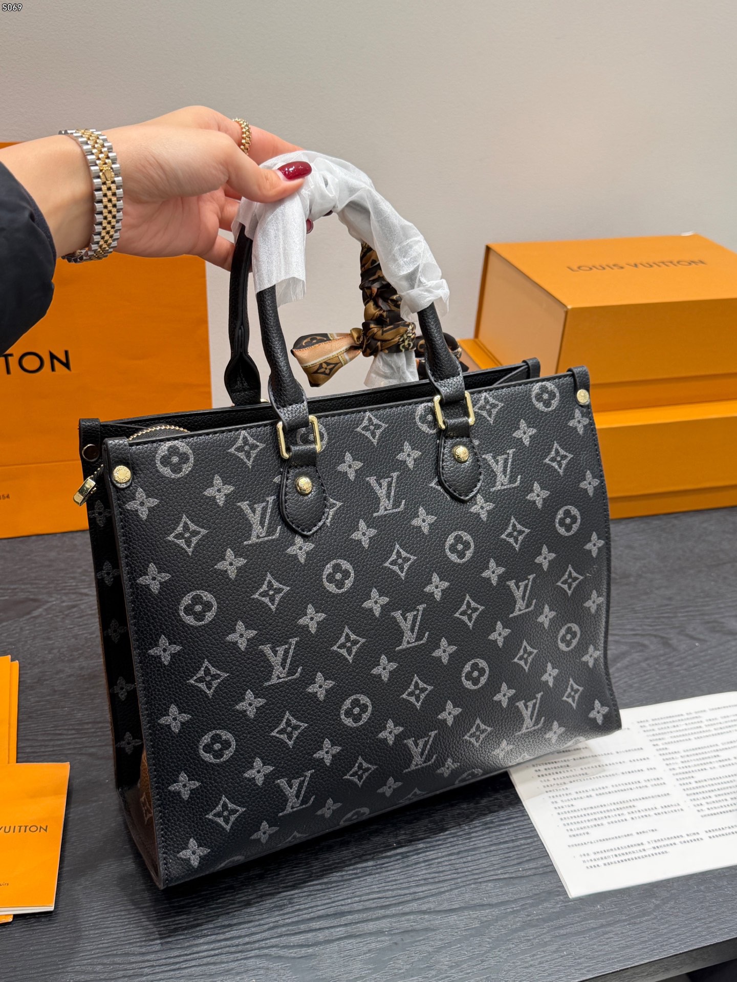 New Collection Fashion LV Handbag LV264208 New Collection Fashion LV Handbag LV264208