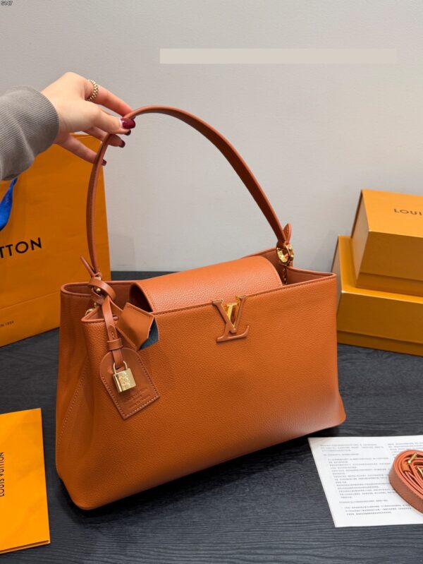 Stylish Fashion Carry LV Handbag LV264209