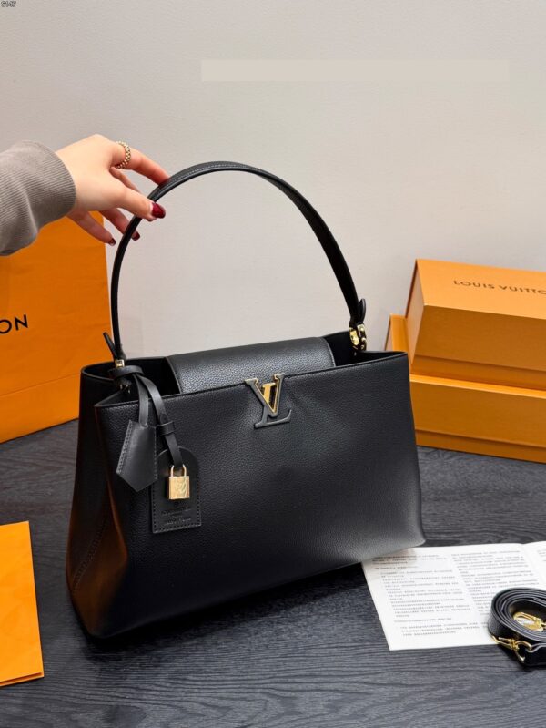 Stylish Fashion Carry LV Handbag LV264209