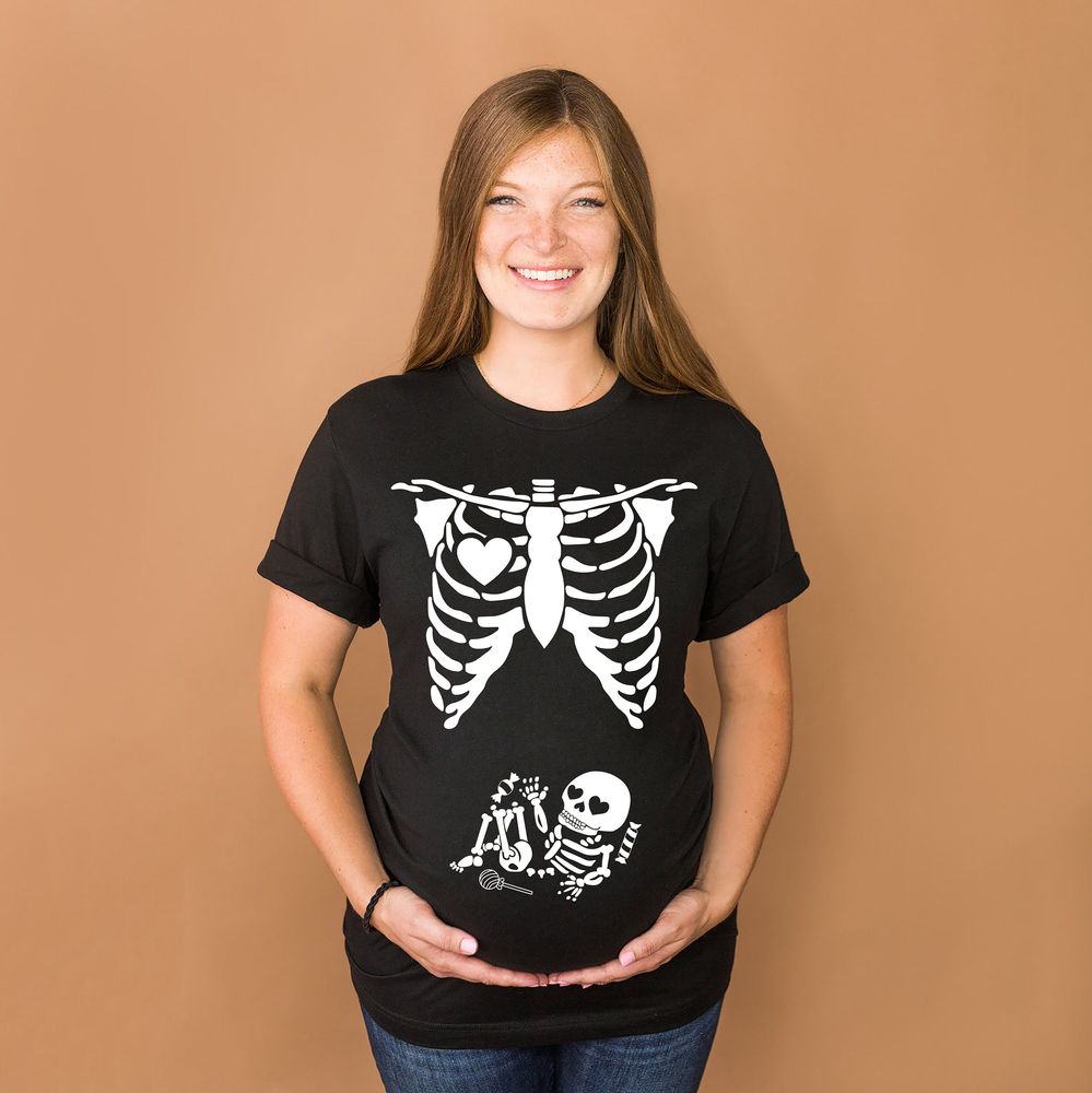 Baby Skeleton Halloween Pregnancy Announcement Shirt Reveal Maternity New Mommy T-Shirt Baby Skeleton Halloween Pregnancy Announcement Shirt Reveal Maternity New Mommy T-Shirt