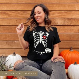 Baby Shark Funny Halloween Pregnancy Announcement Shirt Easy Pregnant Costume Baby Reveal Couples Skeleton T-Shirt
