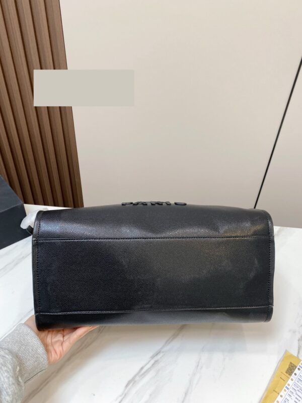 Stylish Fashion Carry CN Handbag 7746