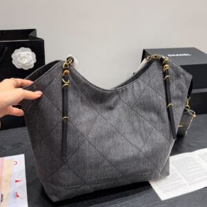 Stylish Fashion Carry CN Handbag CC26532