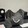 Stylish Fashion Carry CN Handbag CC26532
