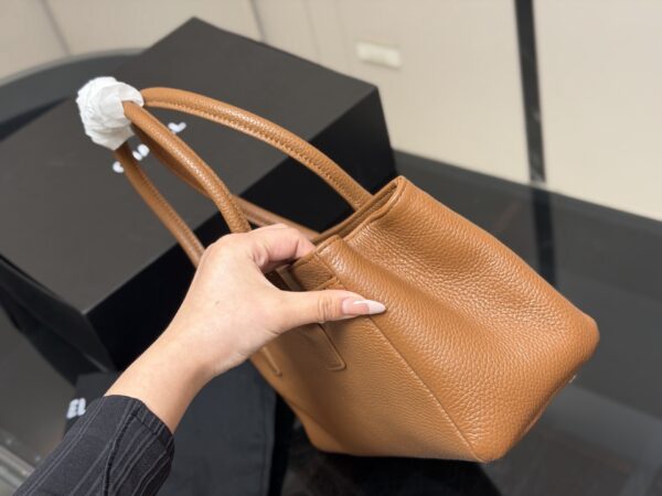 Stylish Fashion Carry CN Handbag CC264275