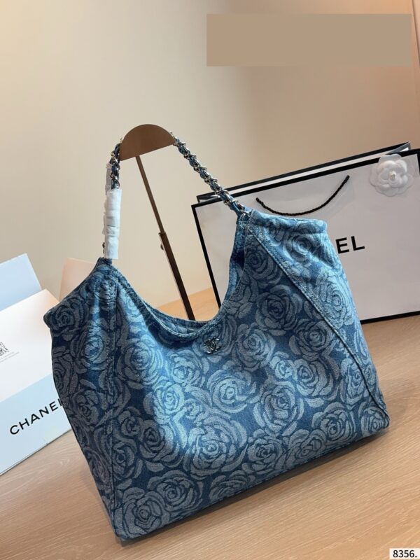 Stylish Fashion Carry CN Handbag CC263271