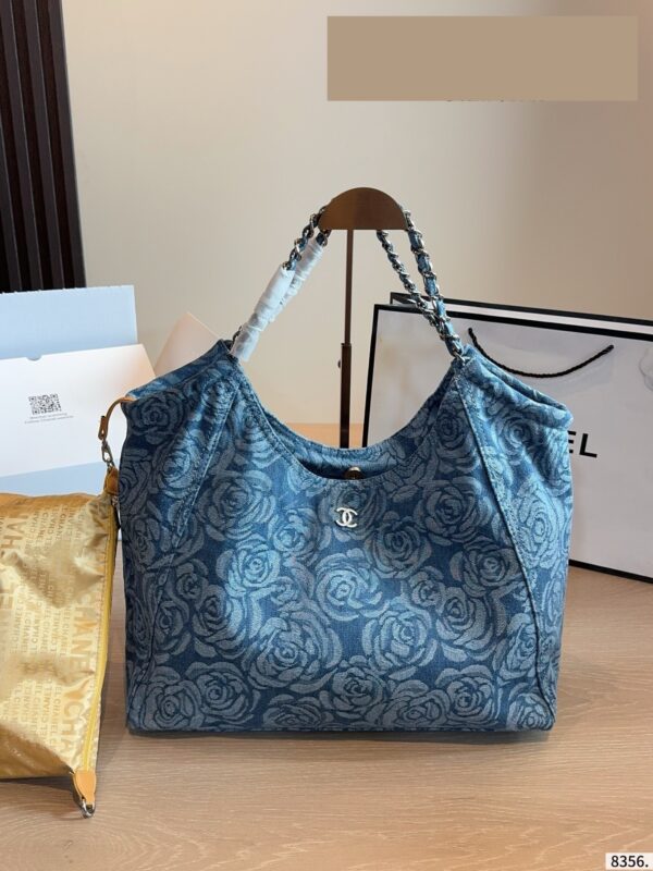 Stylish Fashion Carry CN Handbag CC263271