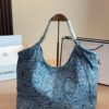 Stylish Fashion Carry CN Handbag CC263271