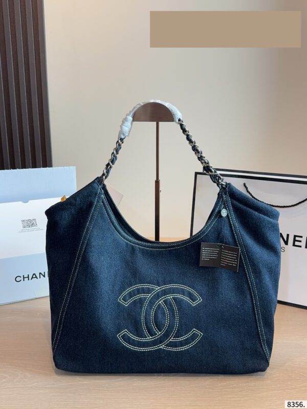 Stylish Fashion Carry CN Handbag CC263271