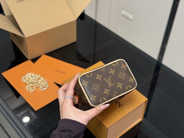 LV Flight Mode Micro Vanity Case LV Flight Mode Micro Vanity Case