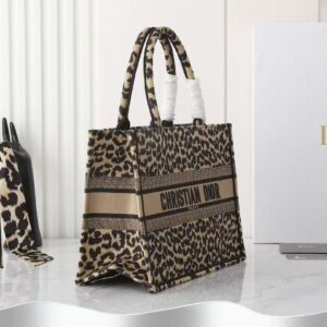 DO Large Canvas Leopard Mizza Book Tote