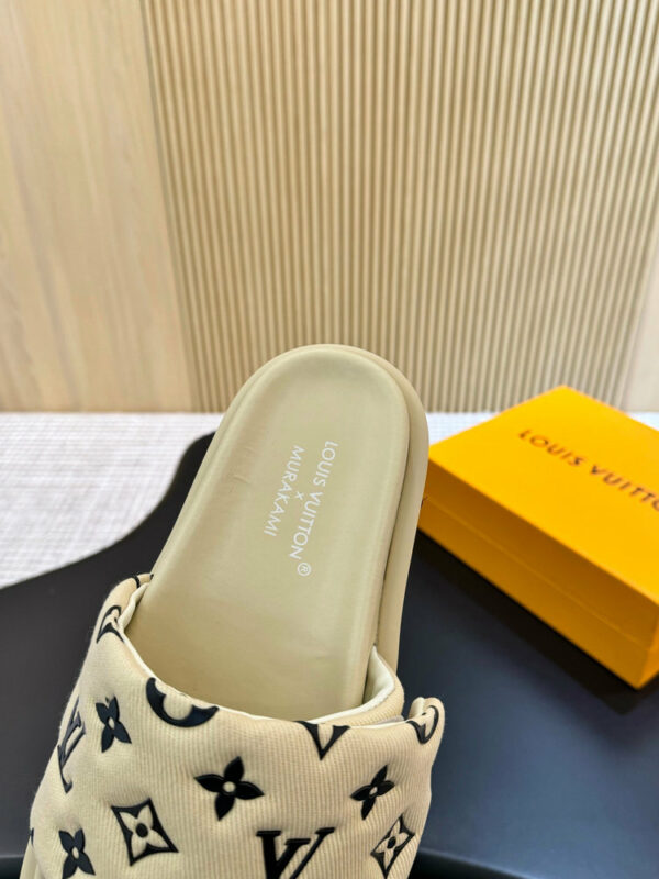 Modern Street Style Shoes L3408-3 Modern Street Style Shoes L3408-3
