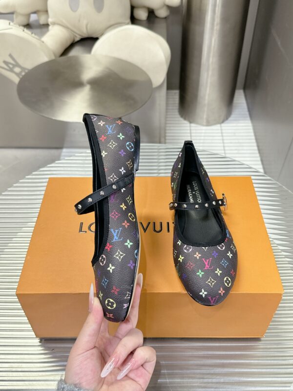 Modern Street Style Shoes L3417-3 Modern Street Style Shoes L3417-3