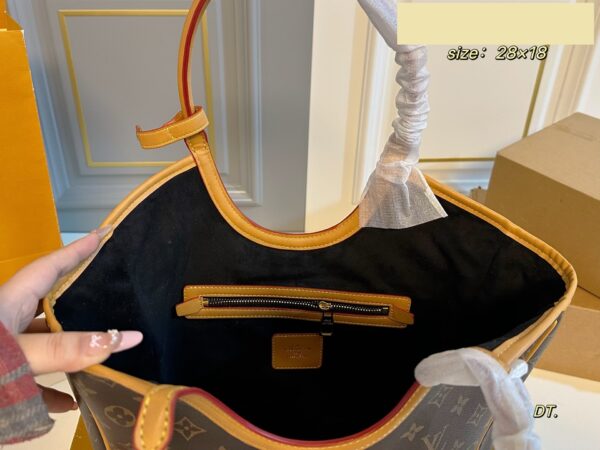 Stylish Fashion Carry Bag L5260