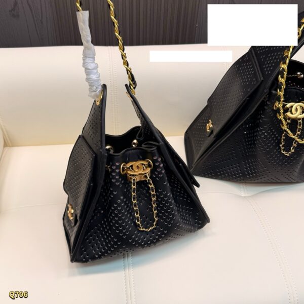 Stylish Fashion Carry CN Handbag CC265191