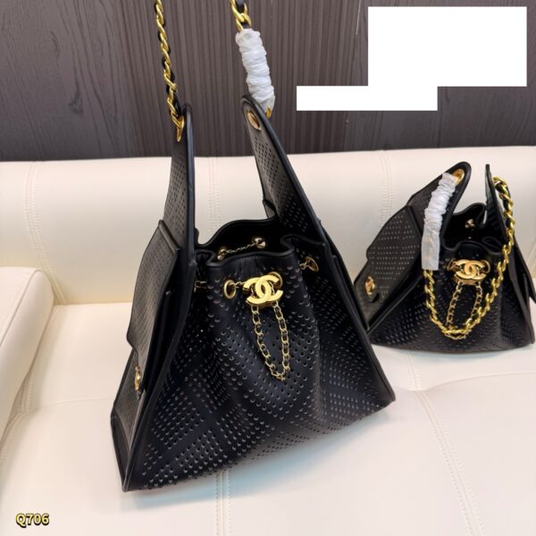 Stylish Fashion Carry CN Handbag CC265191