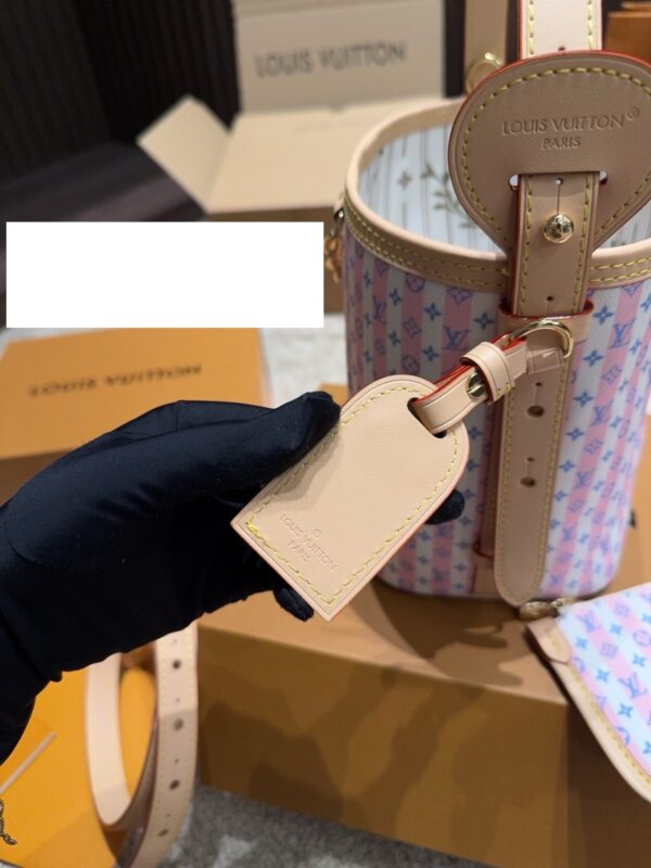LV Resort All In BB LV265151 LV Resort All In BB LV265151