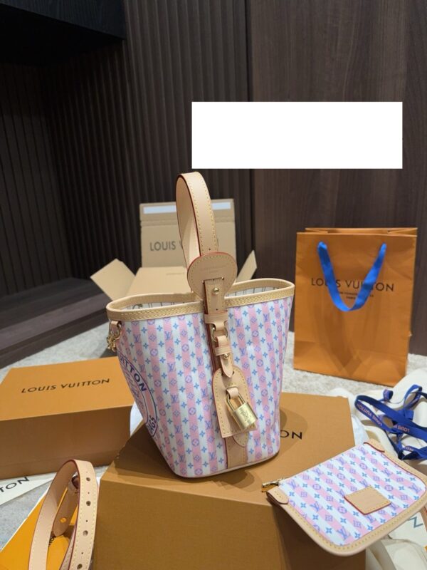 LV Resort All In BB LV265151 LV Resort All In BB LV265151