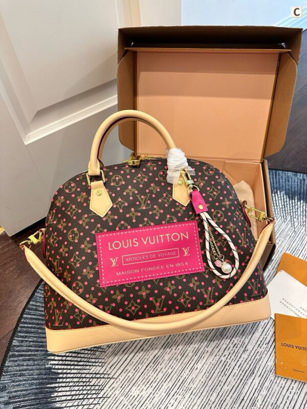 Stylish Fashion Carry LV Handbag LV265171