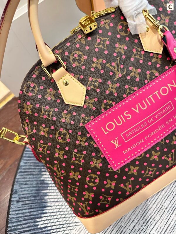 Stylish Fashion Carry LV Handbag LV265171