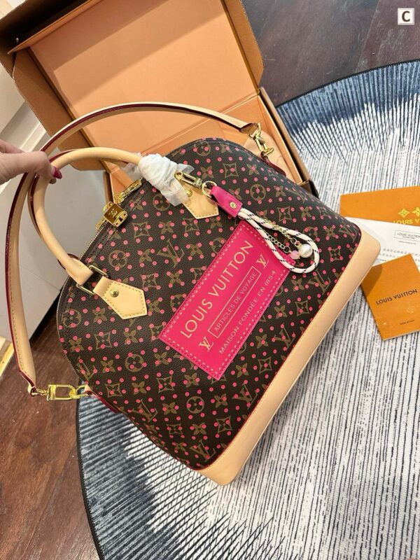 Stylish Fashion Carry LV Handbag LV265171