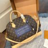 Stylish Fashion Carry LV Handbag LV265171