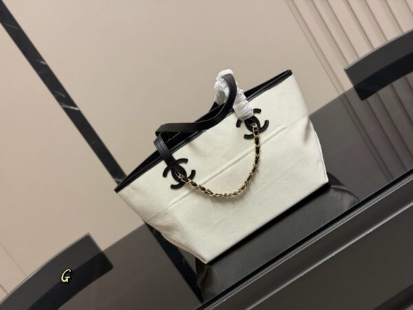Stylish Fashion Carry CN Handbag CC265132