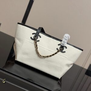 Stylish Fashion Carry CN Handbag CC265132 4 4ca5f699