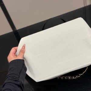 Stylish Fashion Carry CN Handbag CC265132 5 5f12b06a